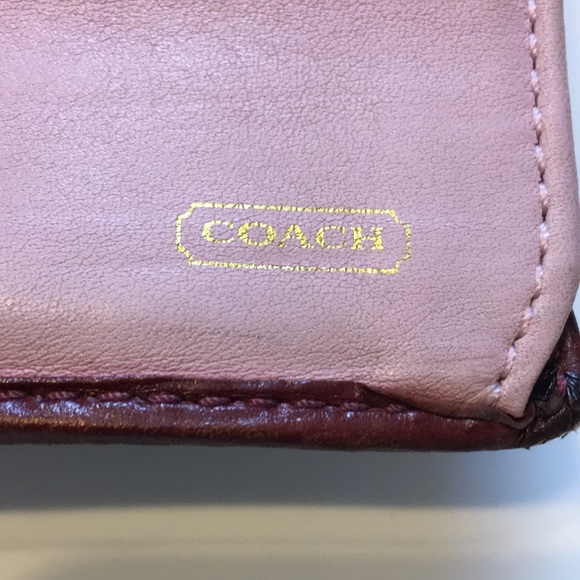 Beautiful Coach Wallet - Picture 7 of 8